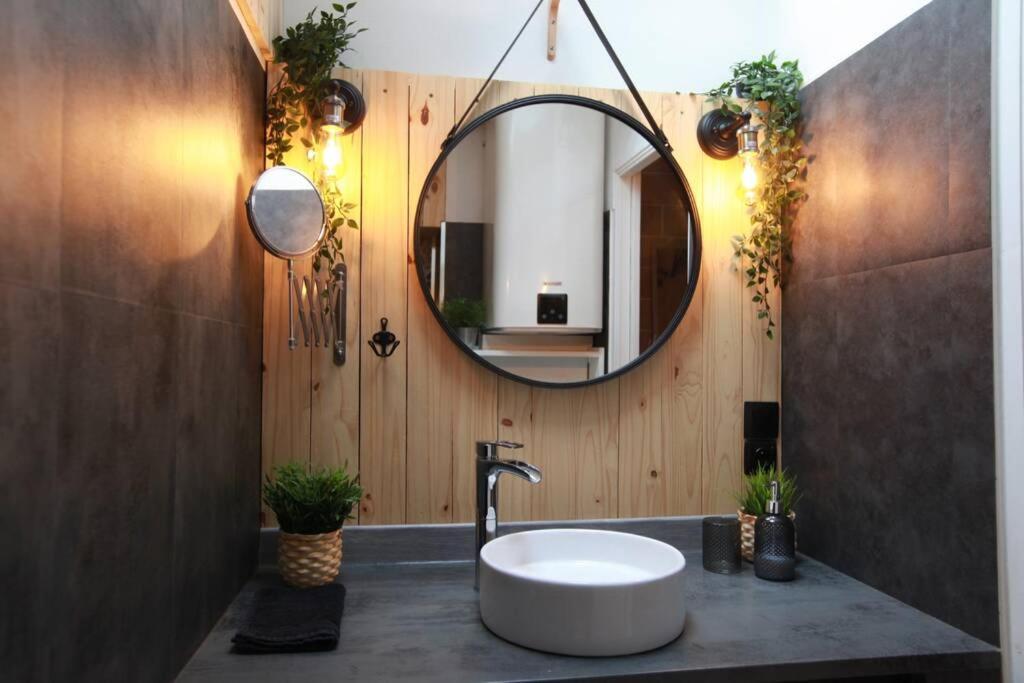 Love Room Romantique Les Petits Plaisirs Angers Exterior foto