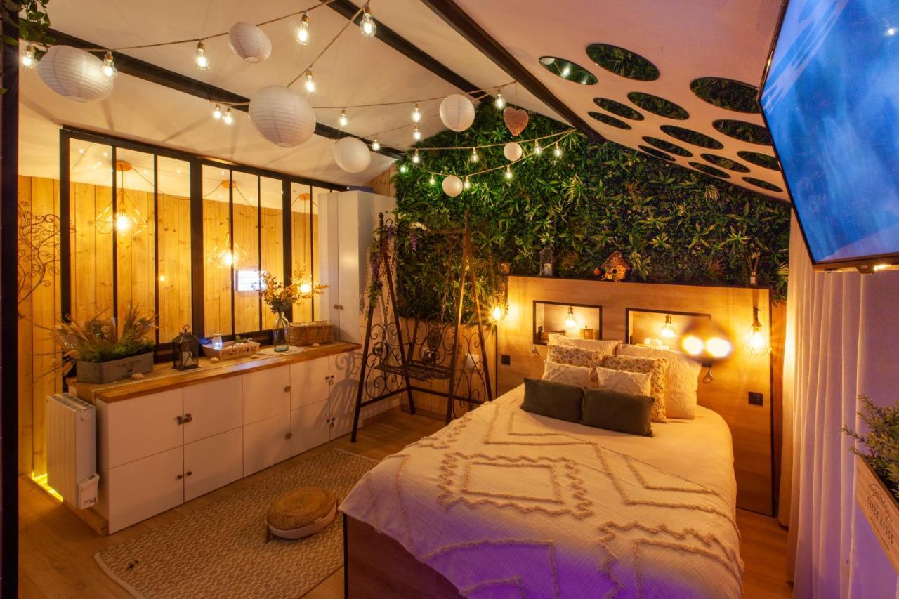 Love Room Romantique Les Petits Plaisirs Angers Exterior foto